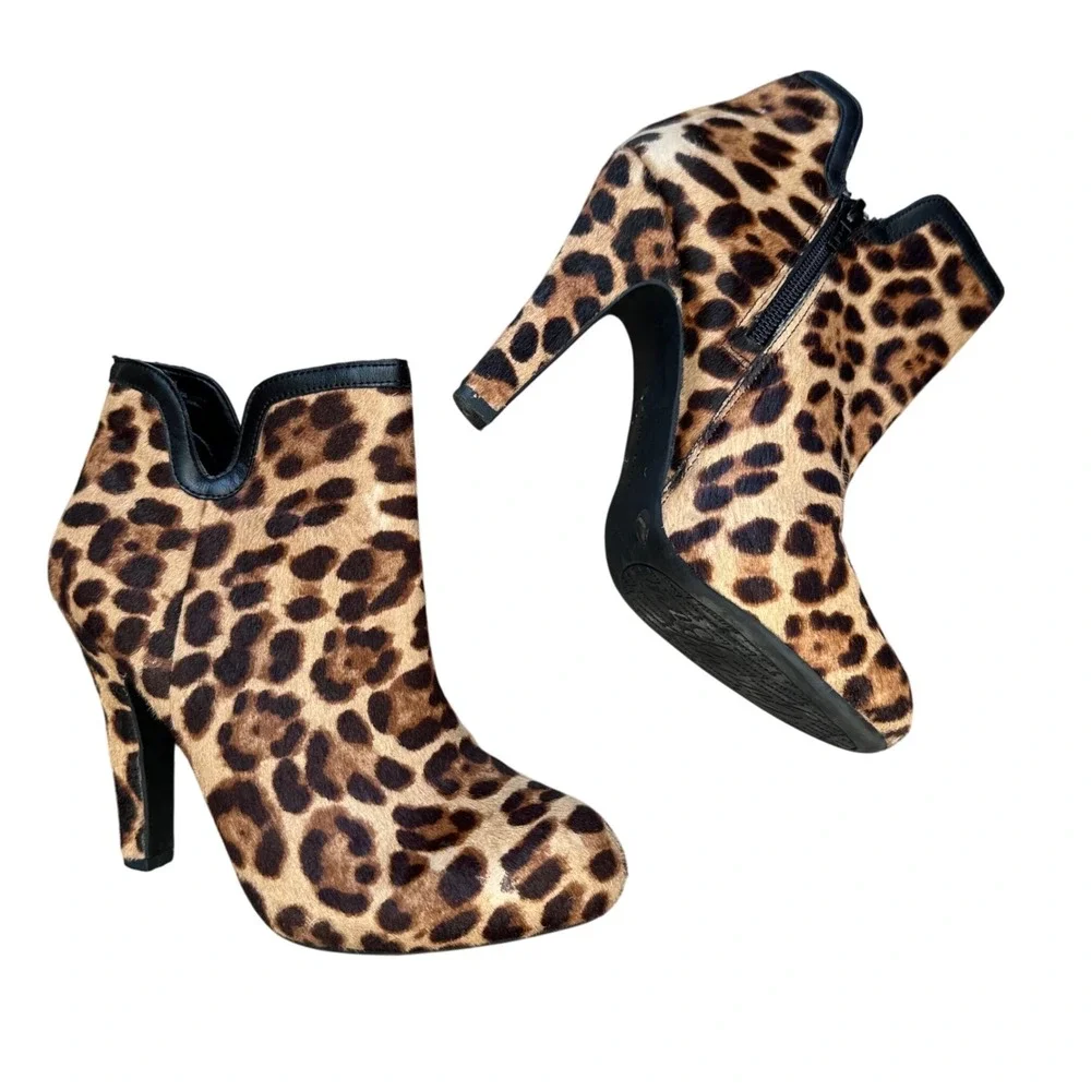 Leopard Print Pony Hair Leather‎ Trim Heel Booties 7.5M Gianni Bini